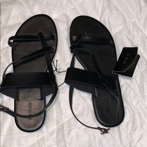 Forever 21 black sandals! Brand new! Size 8.5